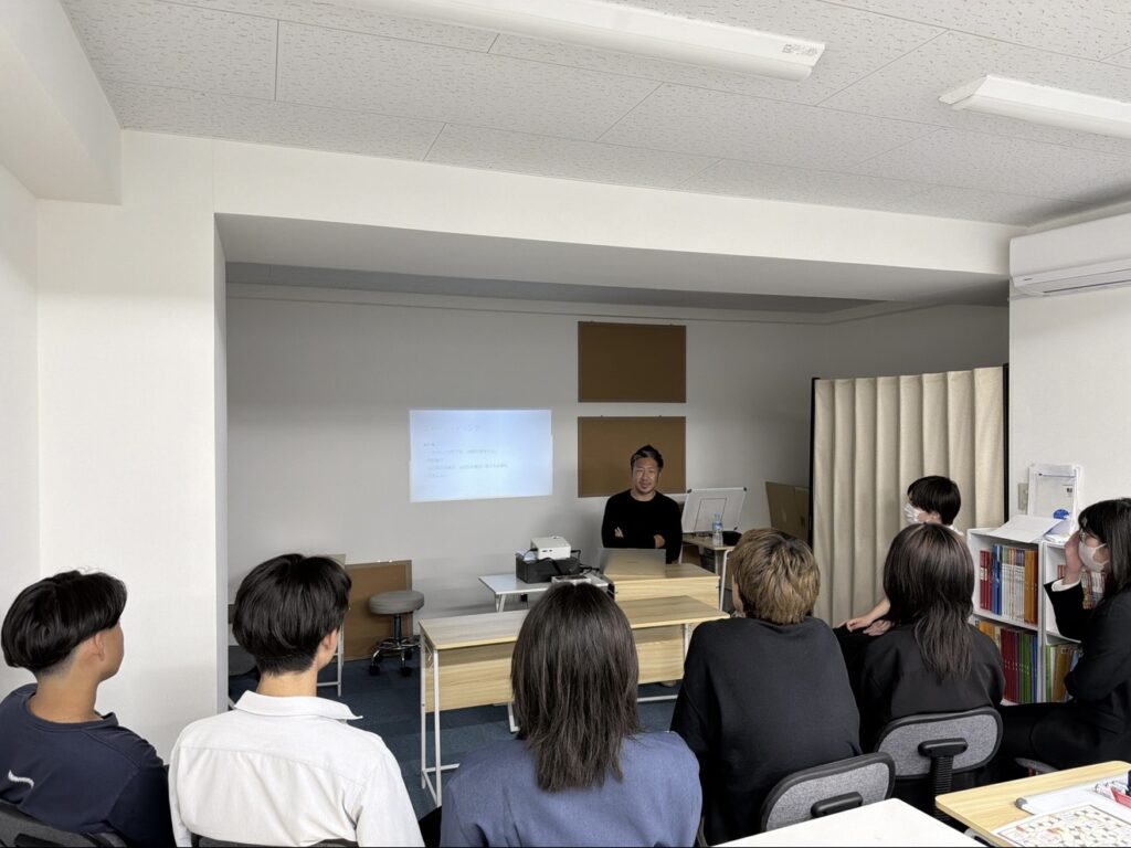 11月10日、講師全体勉強会を開催して